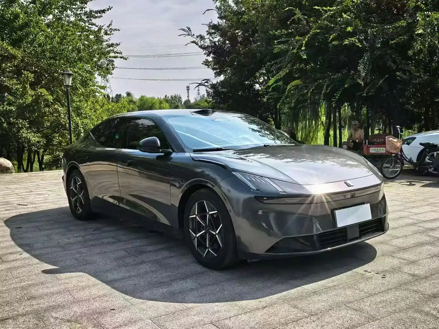 Lynk & Co Z10 2025 Model 95kWh 806km RWD Smart Drive Max — фото 3
