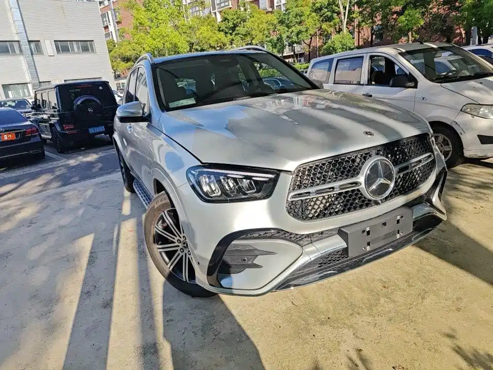 Mercedes-Benz GLE 2025 Facelift GLE 350 4MATIC Fashion Model — фото 2