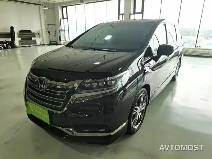 Honda Elysion 2019 2.0L Hybrid Luxury Edition