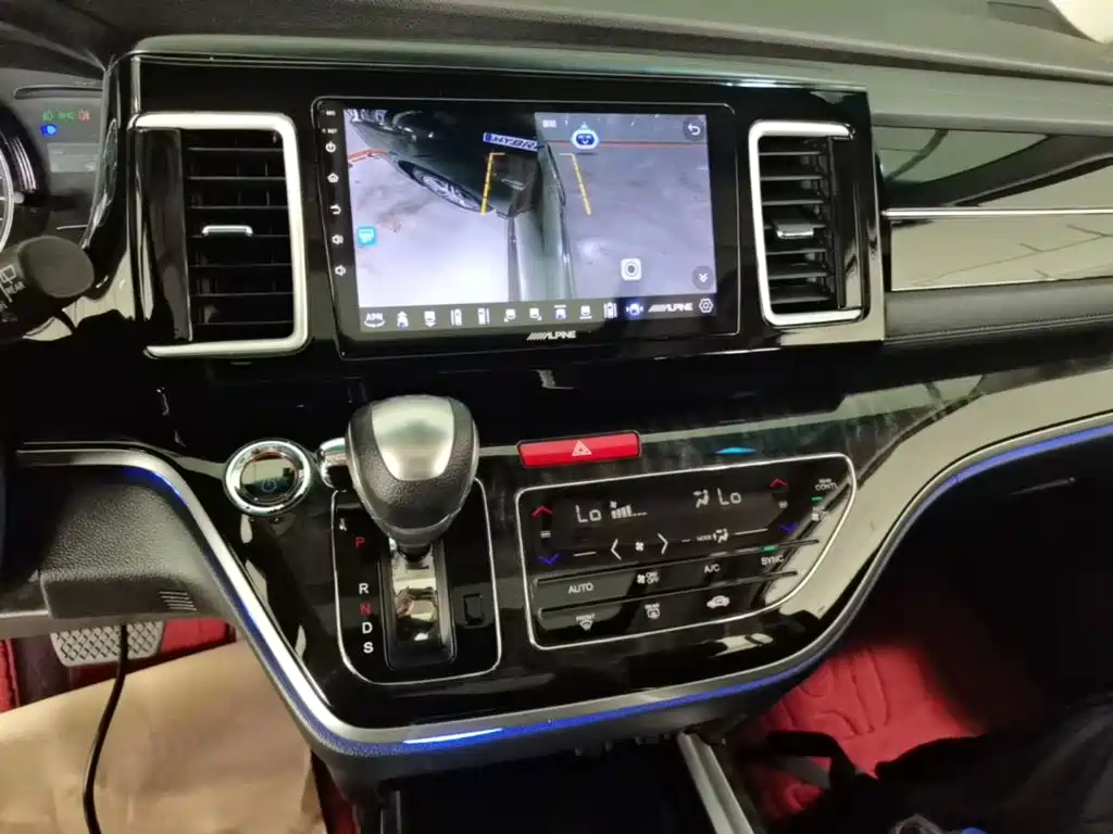 Honda Elysion 2019 2.0L Hybrid Luxury Edition — фото 13