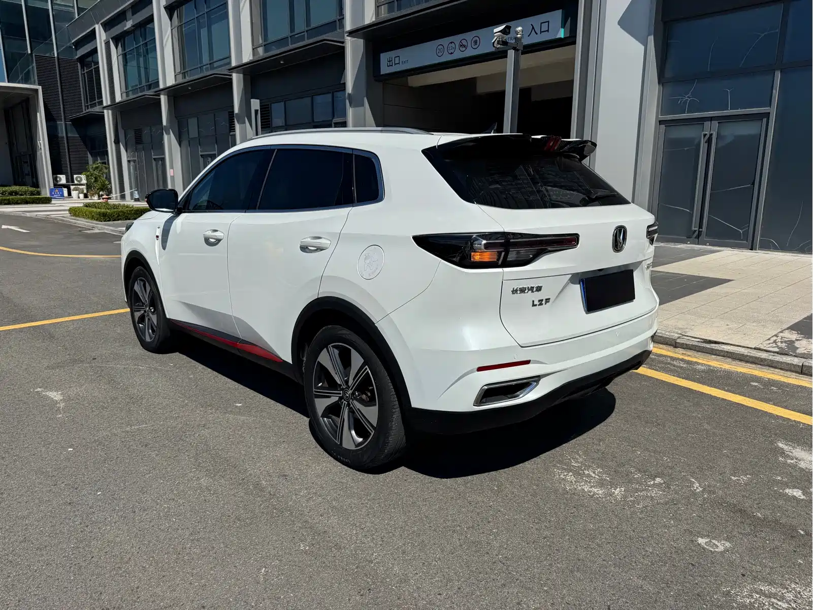 Changan CS55 PLUS 2022 Blue Whale Edition 1.5T DCT Luxury — фото 10