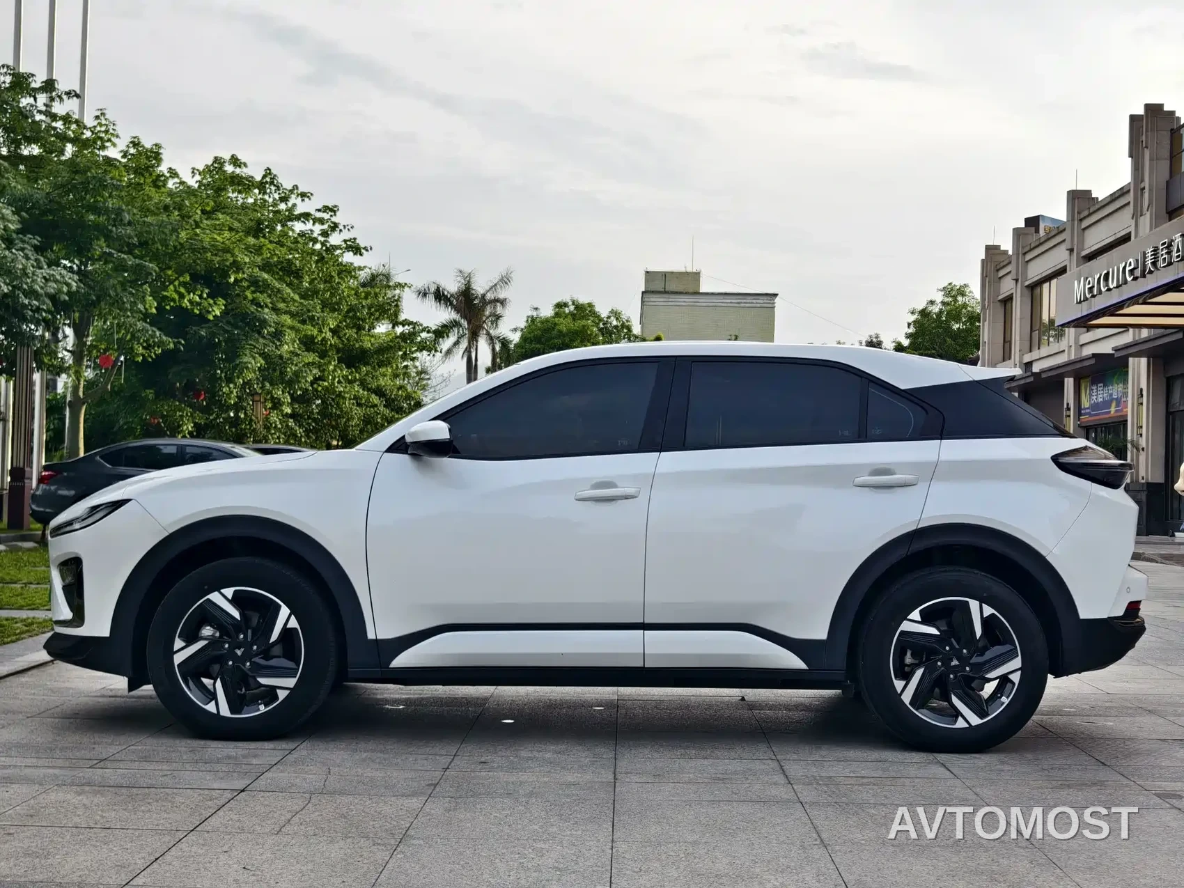 Nezha X 2024 500 Pioneer Edition — фото 4