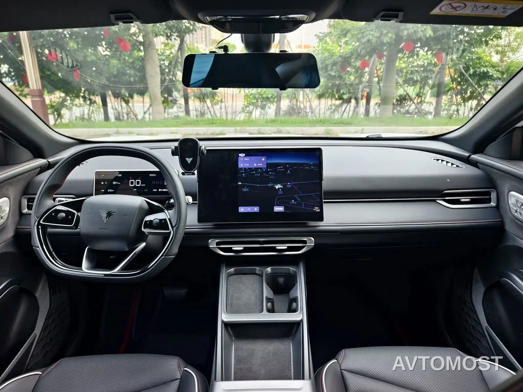 Nezha X 2024 500 Pioneer Edition — фото 9