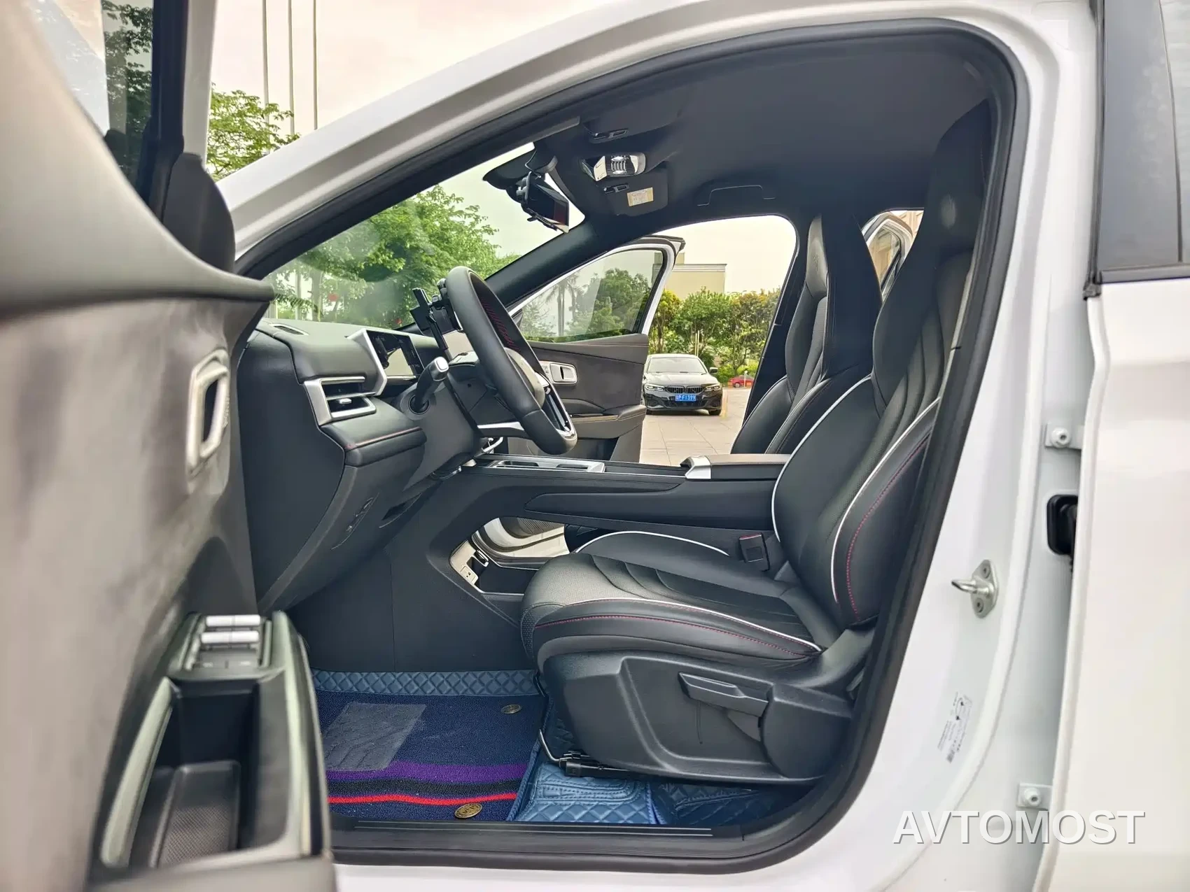 Nezha X 2024 500 Pioneer Edition — фото 11
