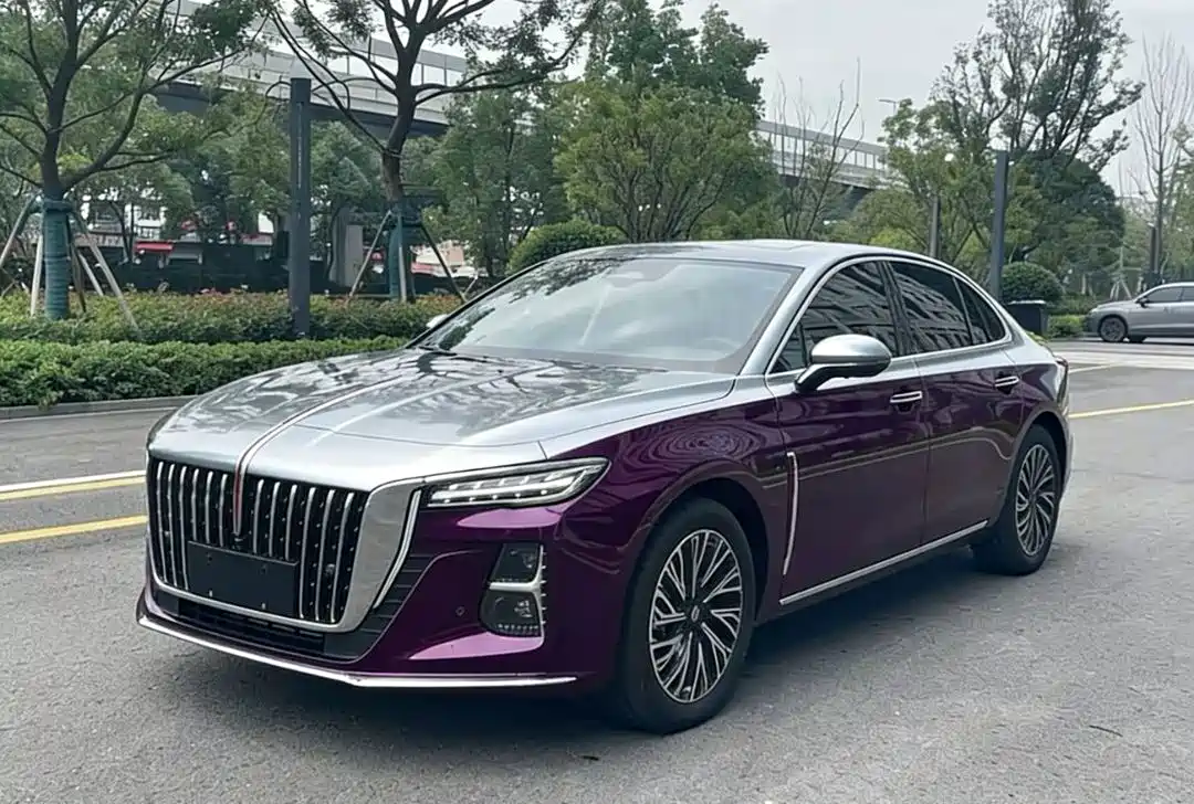 Hongqi H5 2023 2.0T Auto Smart Connect Flag Comfort
