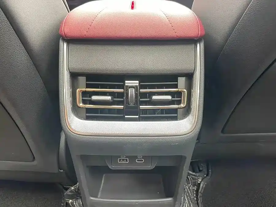 Hongqi H5 2023 2.0T Auto Smart Connect Flag Comfort — фото 10