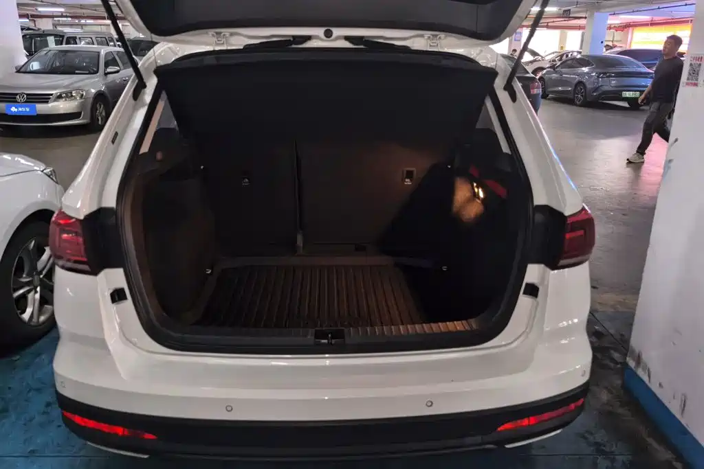 Volkswagen Tharu 2021 Model 280TSI 2WD Trend Edition — фото 4