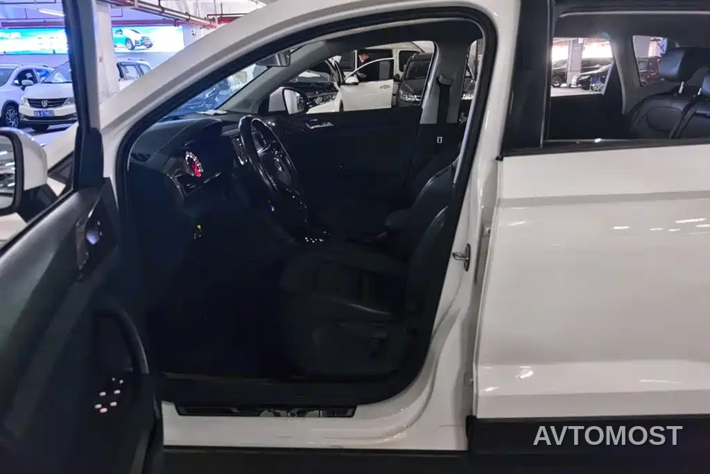 Volkswagen Tharu 2021 Model 280TSI 2WD Trend Edition — фото 9