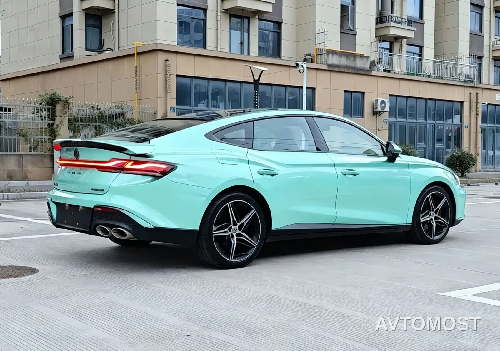 MG7 2025 2.0T 405 AT Premium Edition — фото 14