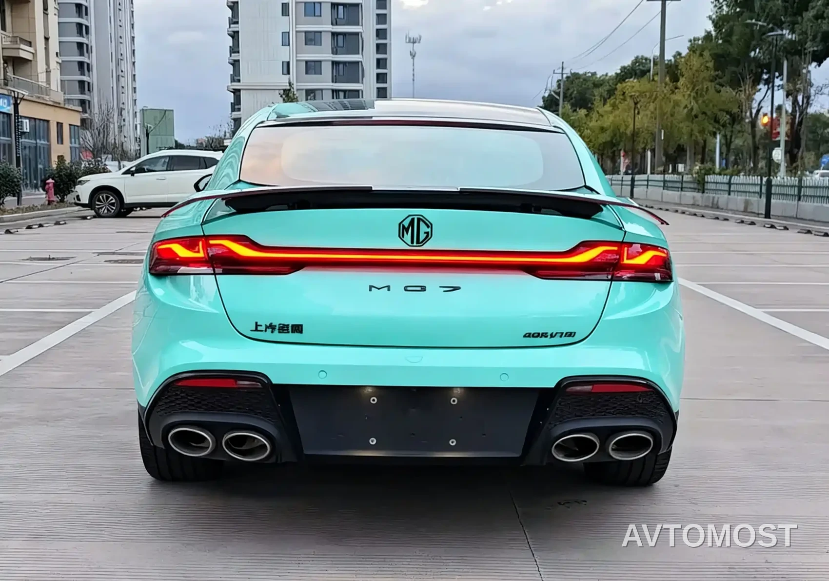 MG7 2025 2.0T 405 AT Premium Edition — фото 15