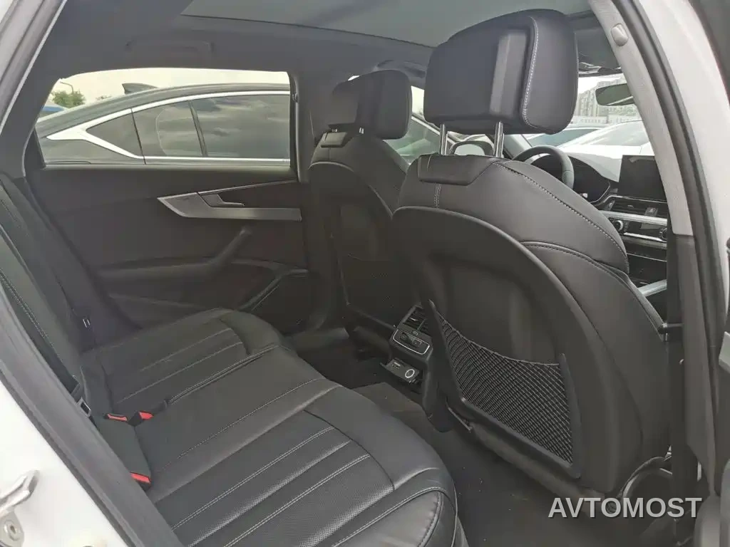 Audi A4L 2022 40 TFSI Luxury Dynamic — фото 4