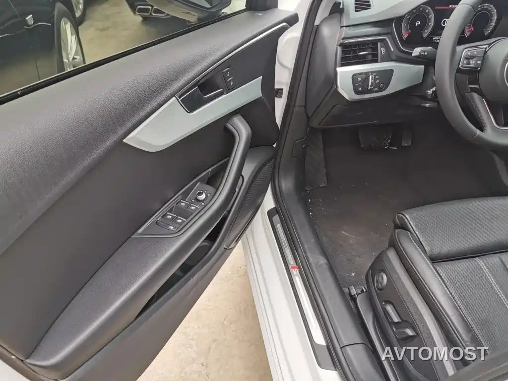 Audi A4L 2022 40 TFSI Luxury Dynamic — фото 8