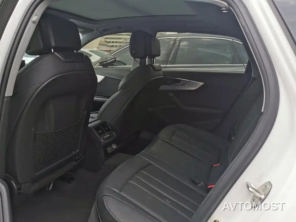 Audi A4L 2022 40 TFSI Luxury Dynamic — фото 10