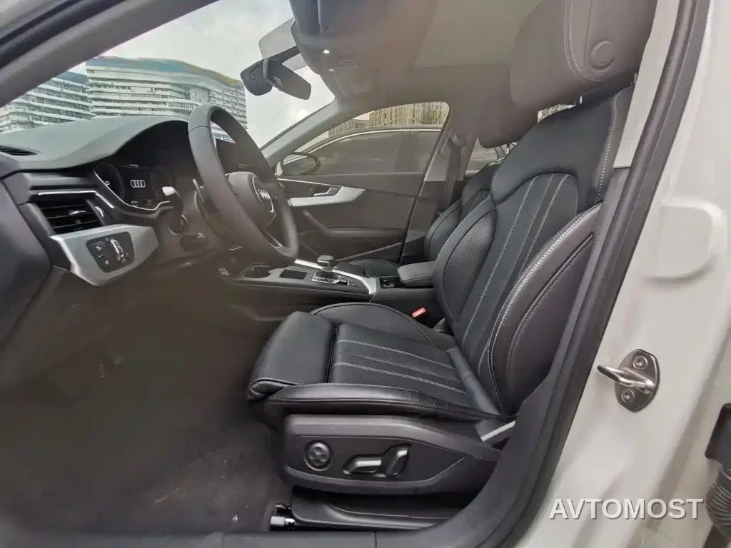 Audi A4L 2022 40 TFSI Luxury Dynamic — фото 12