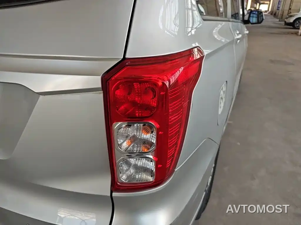 Wuling Hongguang 2019 1.5L S Comfort China VI LAR — фото 8