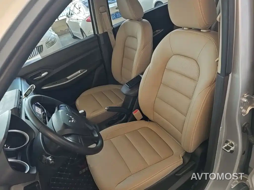 Wuling Hongguang 2019 1.5L S Comfort China VI LAR — фото 15