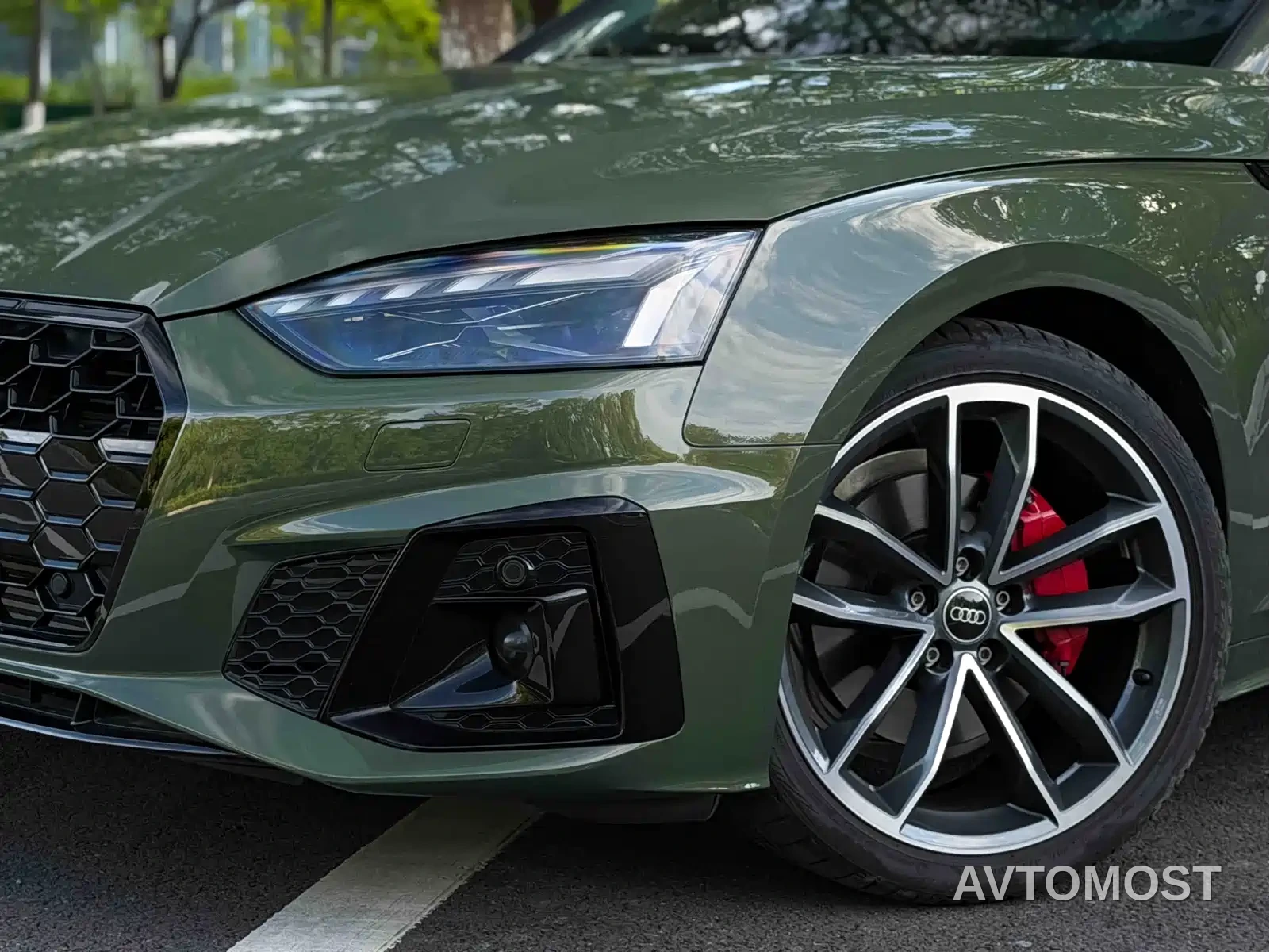 Audi A5 (Import) 2025 Sportback 40 TFSI quattro Collector's Edition Luxury Dynamic — фото 4
