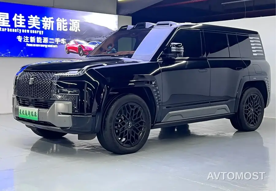 Yangwang U8 2023 Luxury Edition