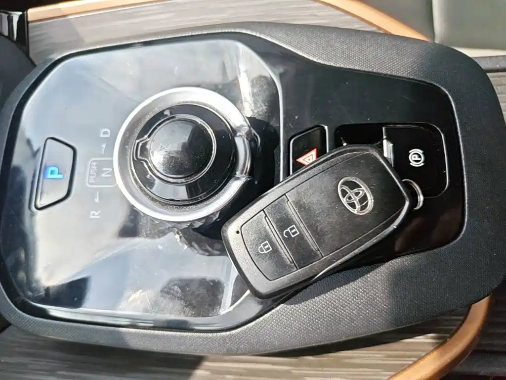 Toyota bZ3 2023 517km Elite PRO — фото 9