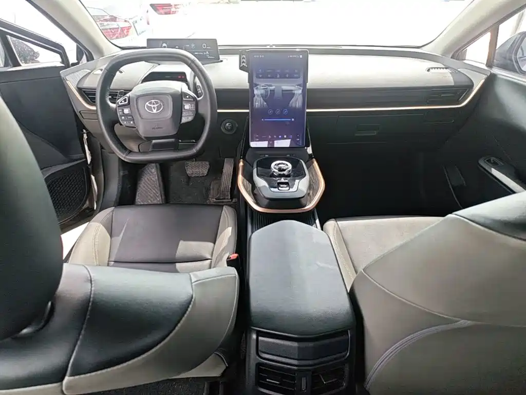 Toyota bZ3 2023 517km Elite PRO — фото 10