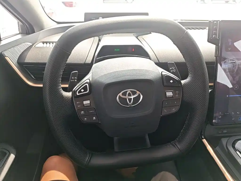 Toyota bZ3 2023 517km Elite PRO — фото 11