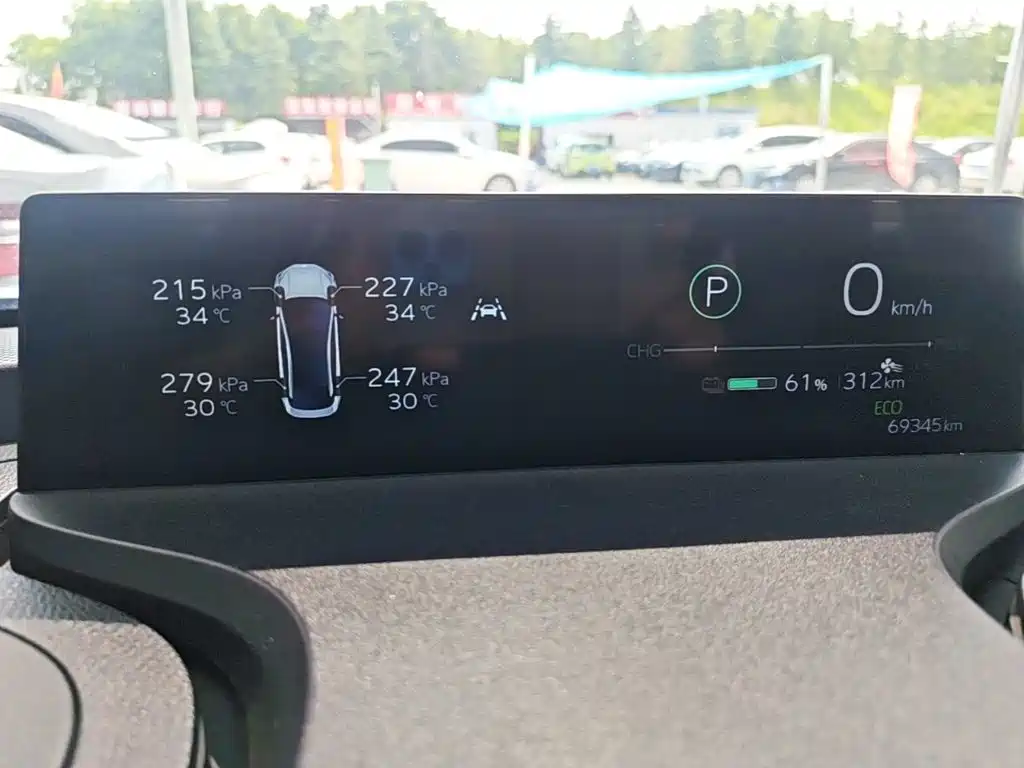 Toyota bZ3 2023 517km Elite PRO — фото 12