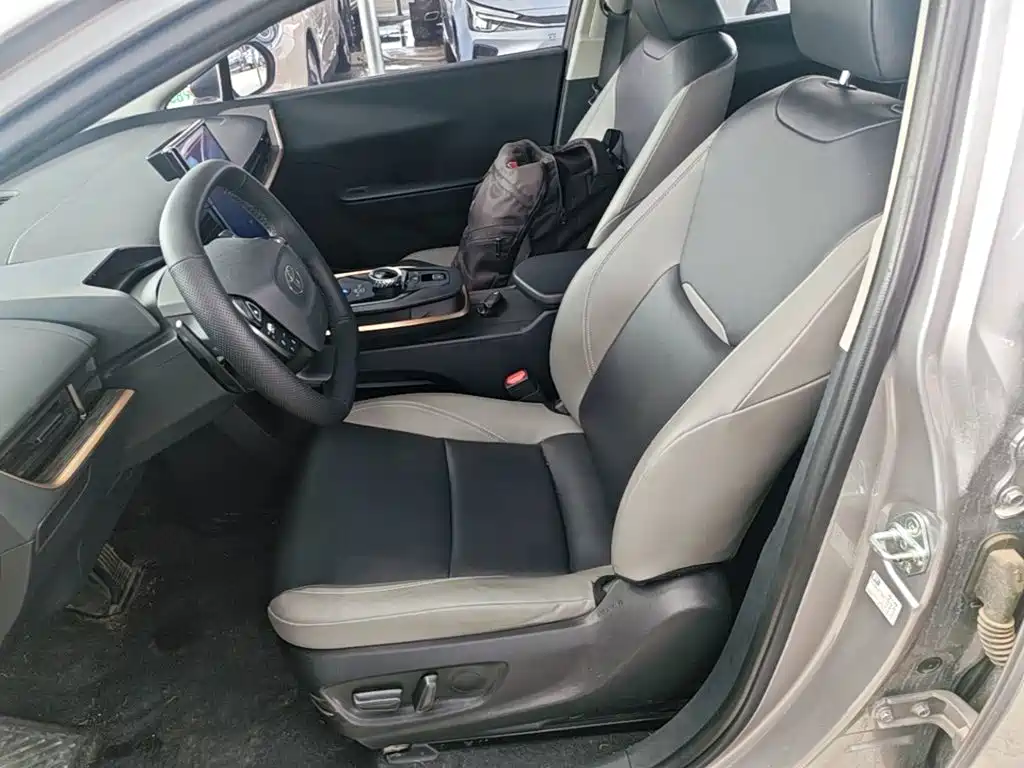 Toyota bZ3 2023 517km Elite PRO — фото 15