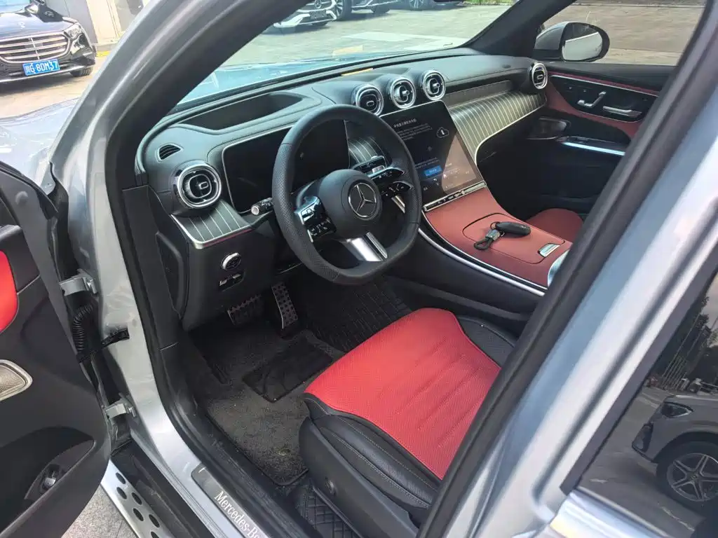 Mercedes-Benz GLC New Energy 2025 350 e L 4MATIC Collector's Edition — фото 12