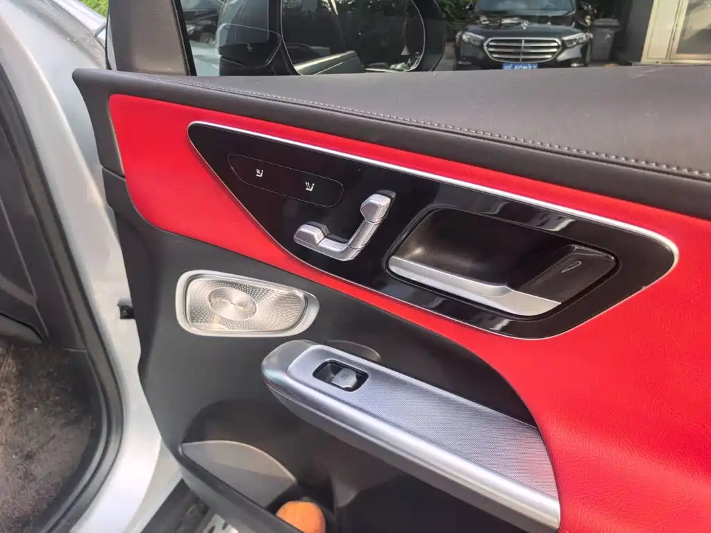 Mercedes-Benz GLC New Energy 2025 350 e L 4MATIC Collector's Edition — фото 17