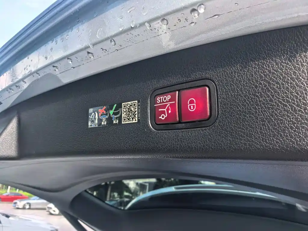 Mercedes-Benz GLC New Energy 2025 350 e L 4MATIC Collector's Edition — фото 19
