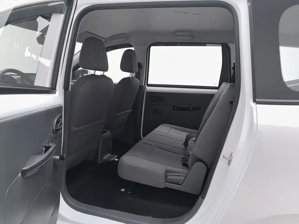 Wuling Hongguang New Energy 2024 Model Pure Electric 300KM Utility Version — фото 15