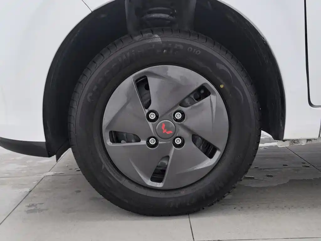 Wuling Hongguang New Energy 2024 Model Pure Electric 300KM Utility Version — фото 17