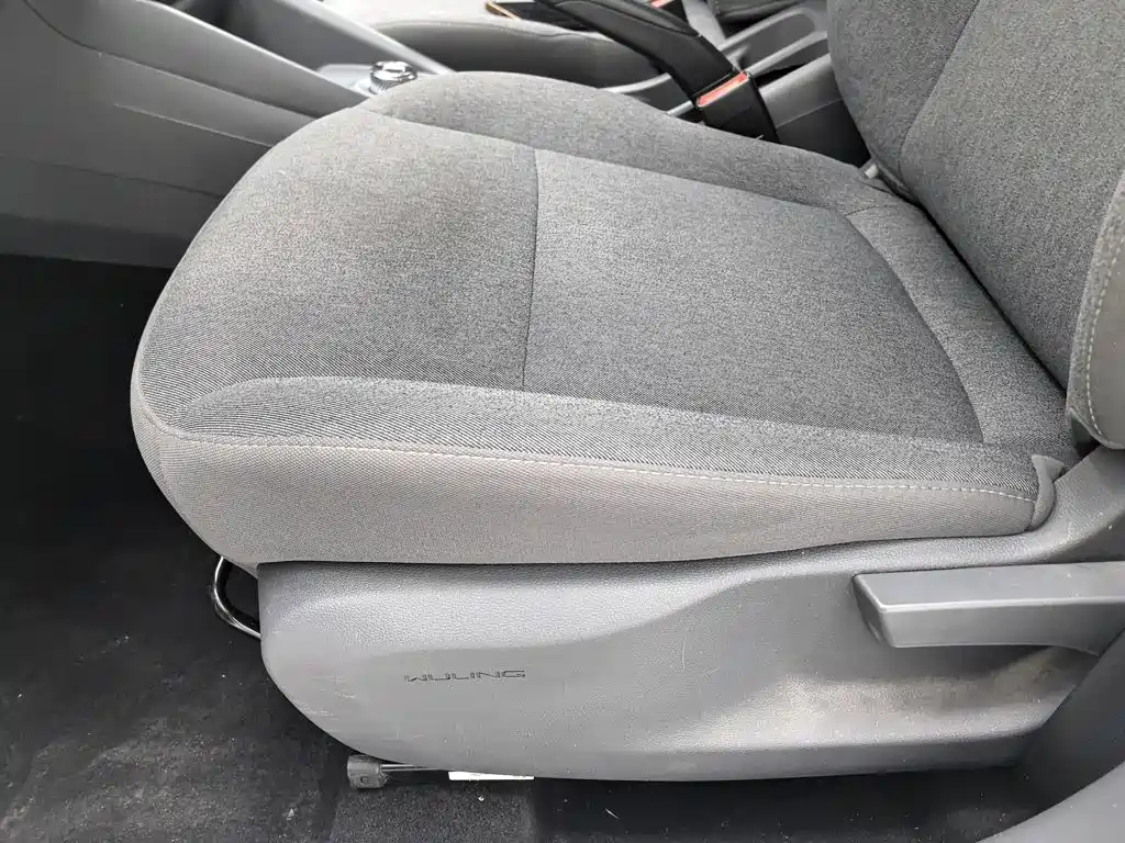 Wuling Hongguang New Energy 2024 Model Pure Electric 300KM Utility Version — фото 20