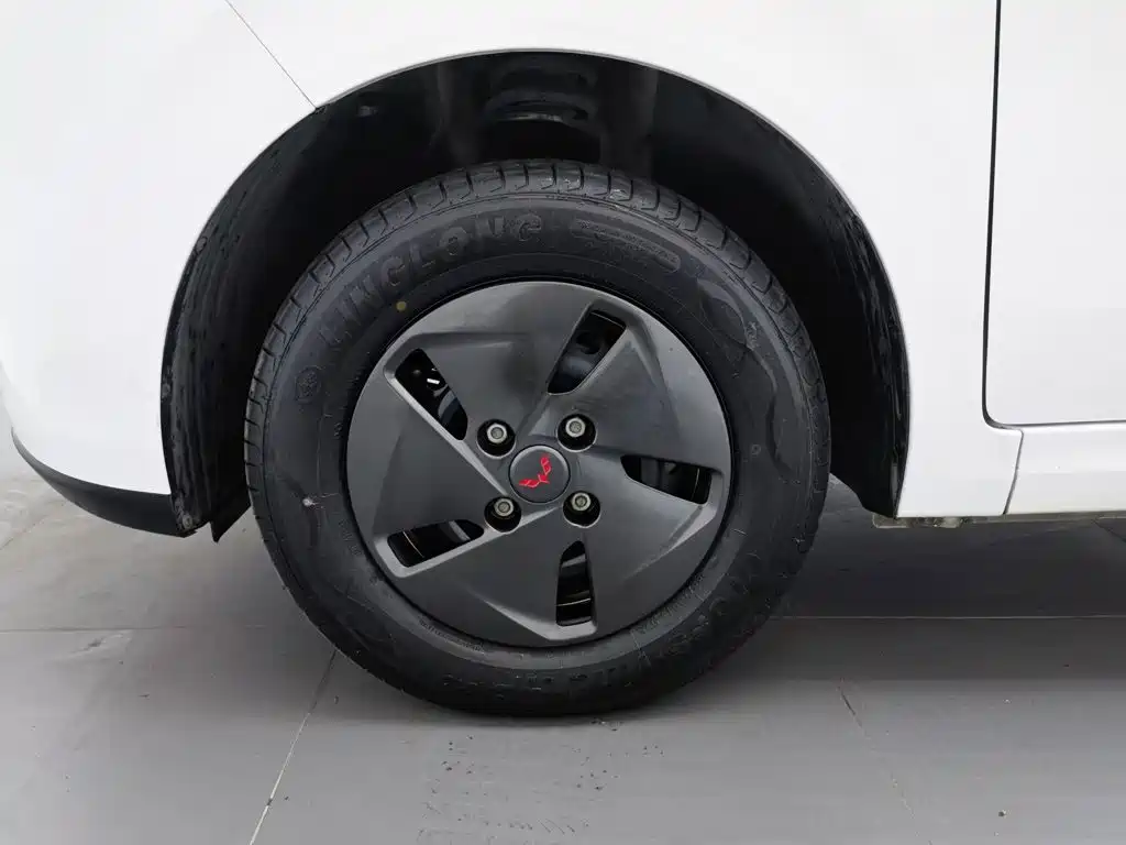 Wuling Hongguang New Energy 2025 Model Range Extender Hybrid 50KM Standard — фото 17