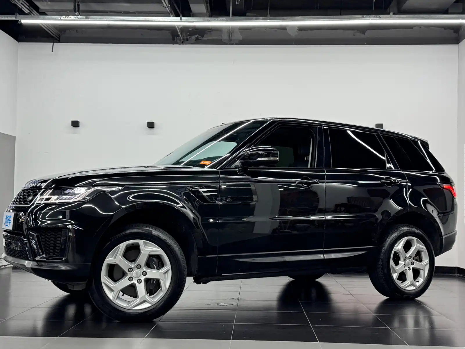 Land Rover Range Rover Sport PHEV 2021 P400e SE