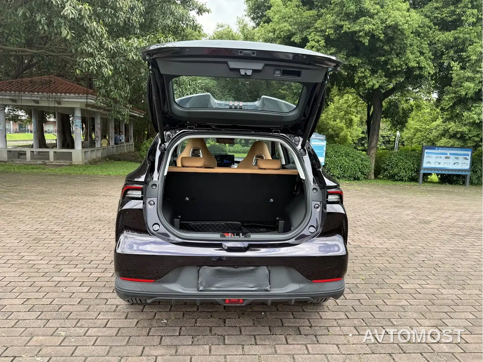 Dongfeng Fengxing Stellar X5 2025 Pilot Edition — фото 9