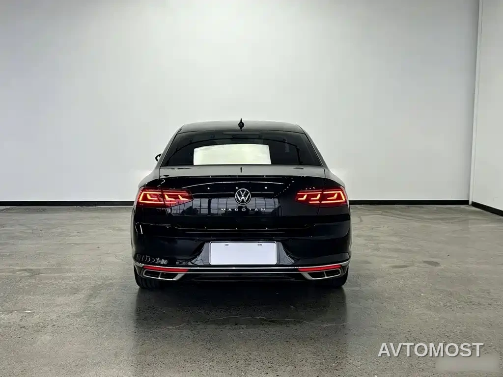 Volkswagen Magotan 2023 Model 2 Million Commemorative Edition 330TSI DSG Luxury — фото 11