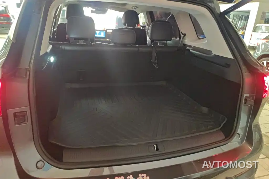 Roewe RX5 eMAX 2022 1.5T PHEV Fearless Honor Edition — фото 4