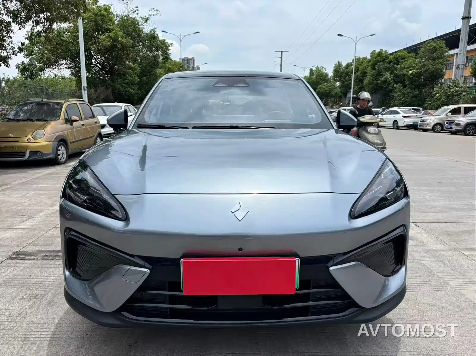 Baojun Yunhai 2024 140km Plug-in Hybrid — фото 2
