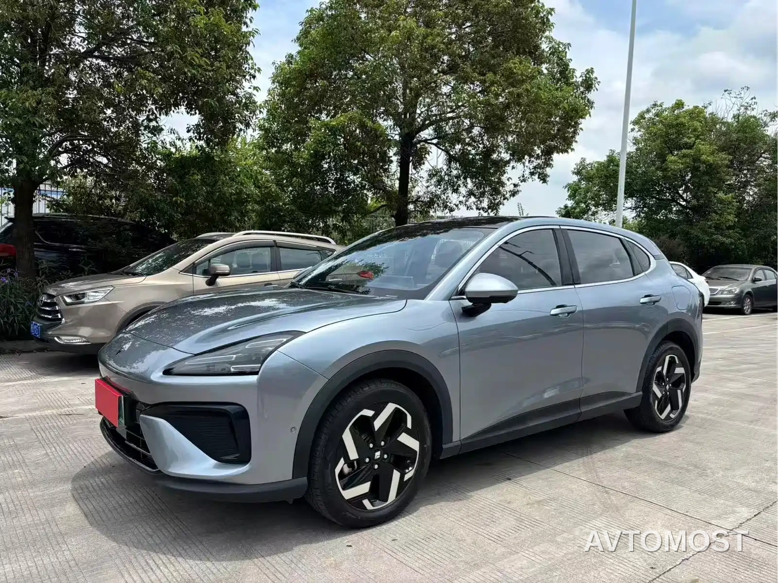 Baojun Yunhai 2024 140km Plug-in Hybrid — фото 3