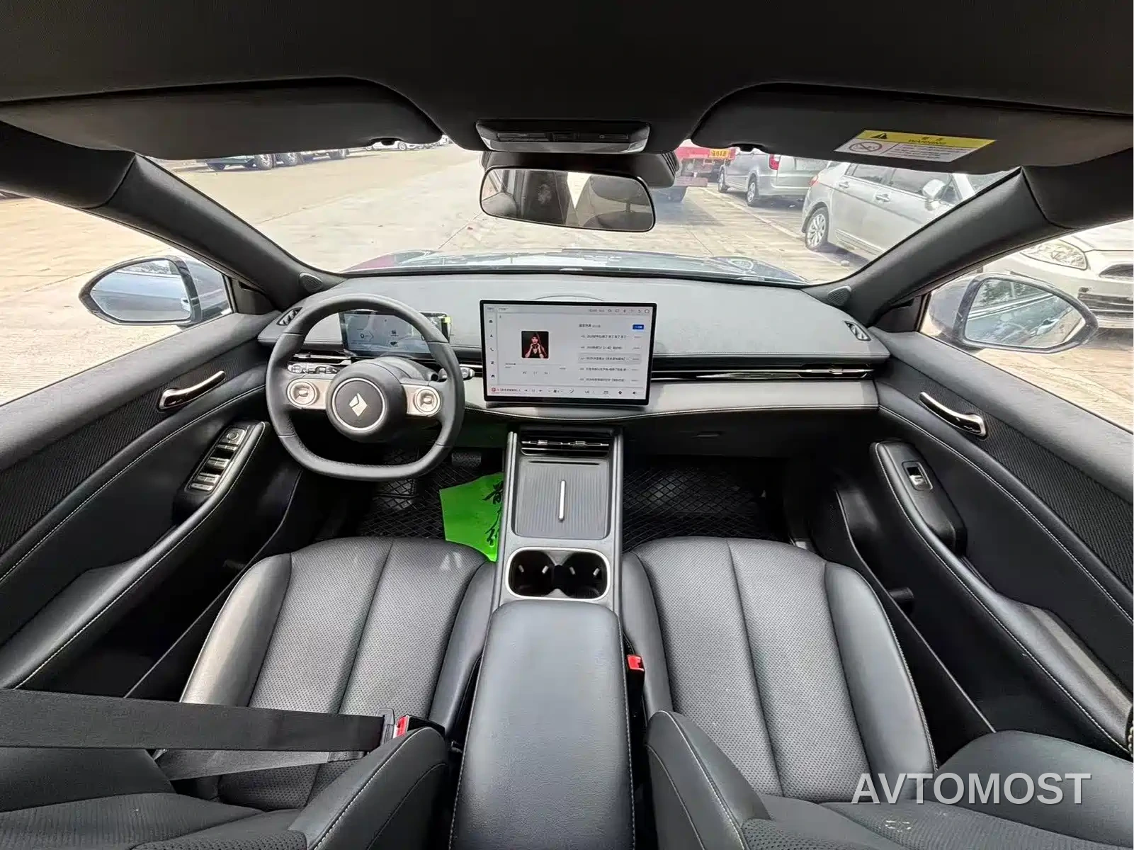 Baojun Yunhai 2024 140km Plug-in Hybrid — фото 5