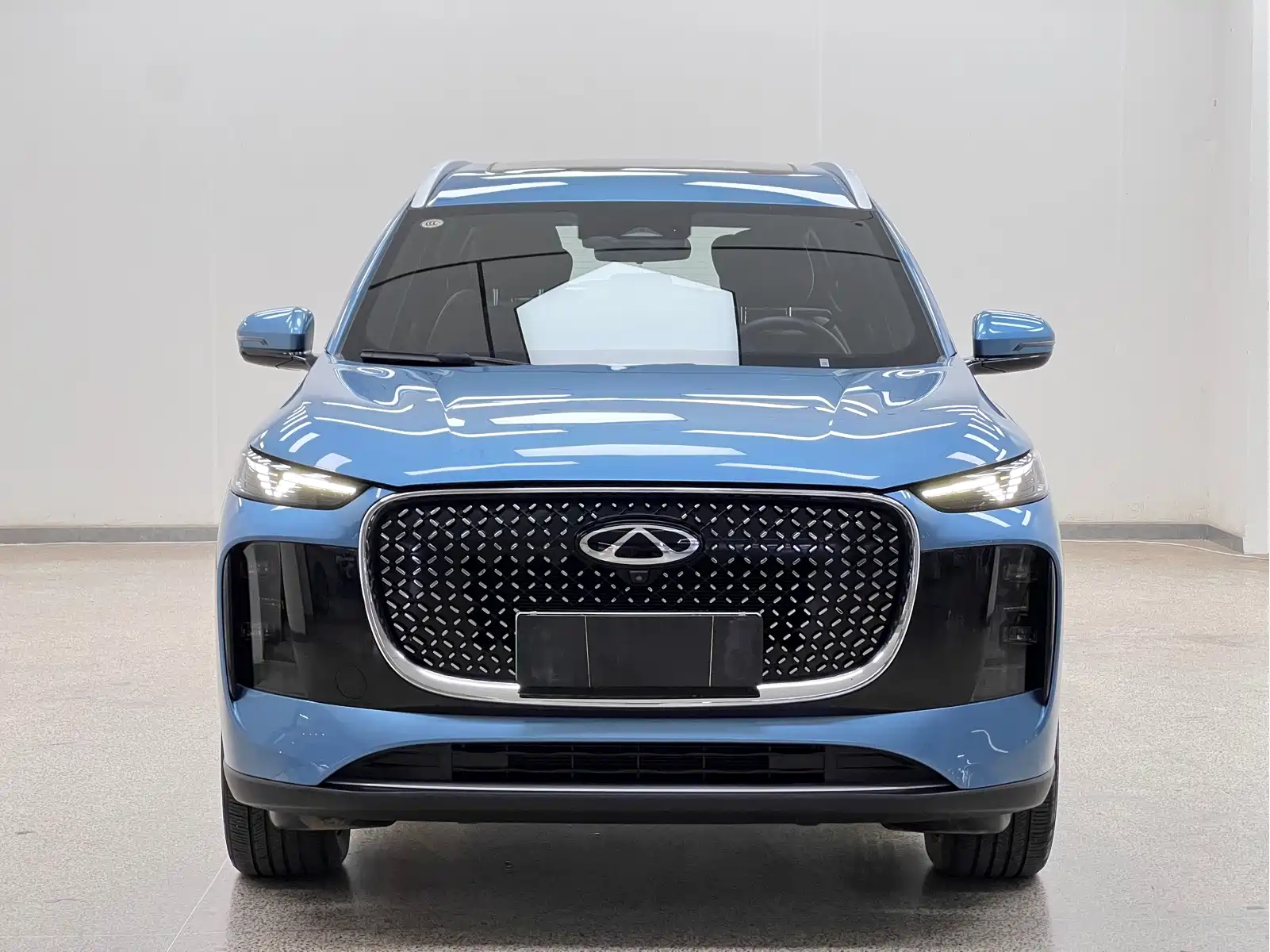 Chery Tiggo 8 PLUS C-DM 2025 1.5T 116km Premium 5-Seater — фото 2