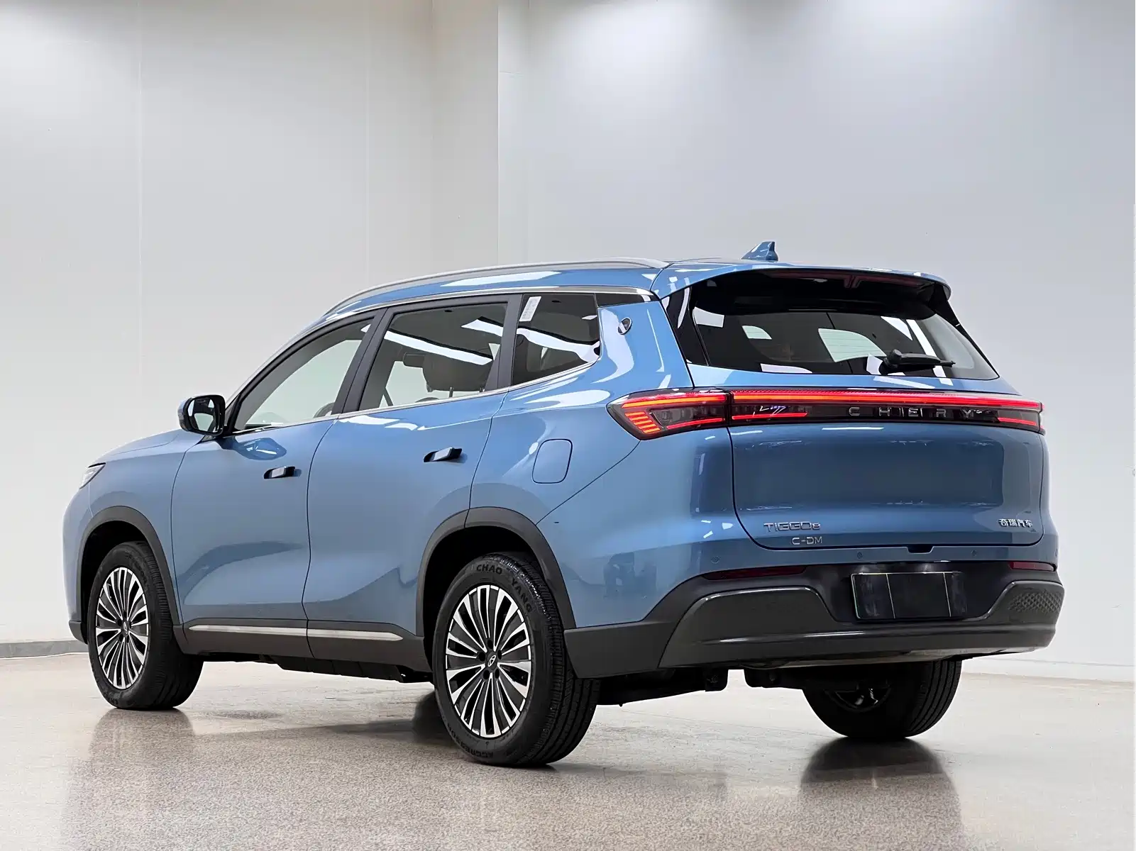 Chery Tiggo 8 PLUS C-DM 2025 1.5T 116km Premium 5-Seater — фото 5