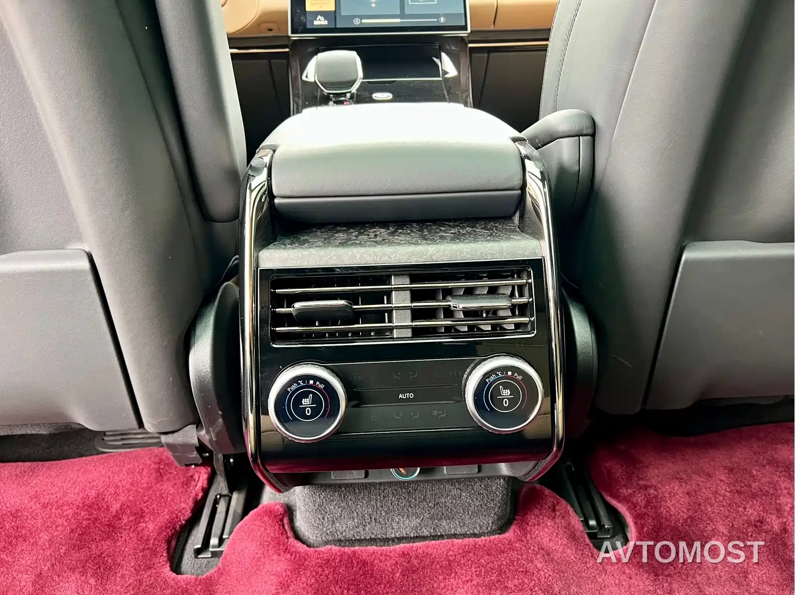 Land Rover Range Rover Sport 2024 400PS Exemplary Edition — фото 10