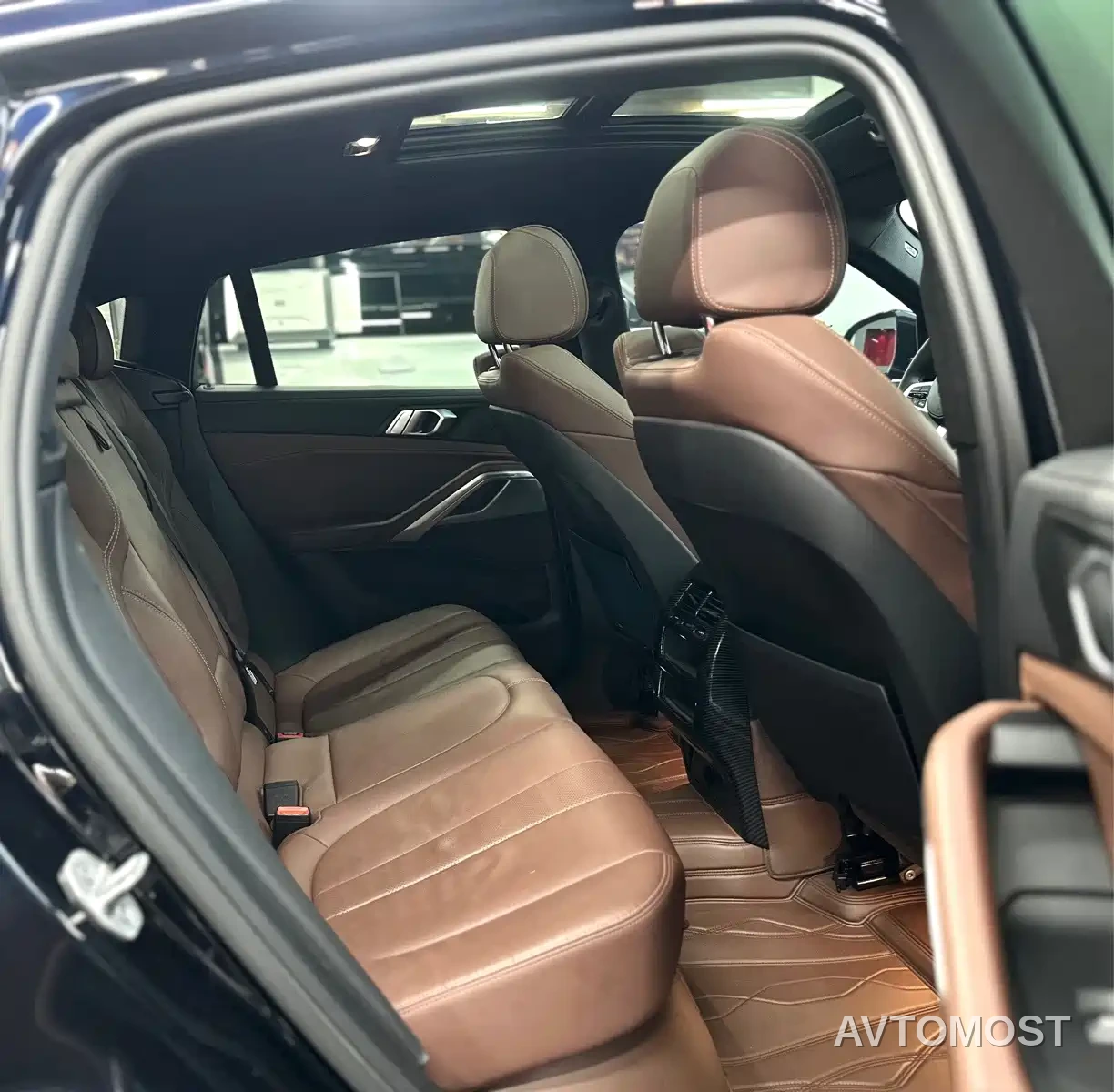 BMW X6 2021 xDrive30i M Sport Package — фото 9