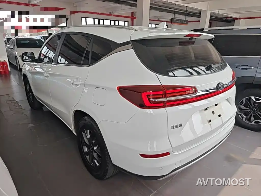 BYD Song 2021 Classic 1.5T Auto Elite — фото 5