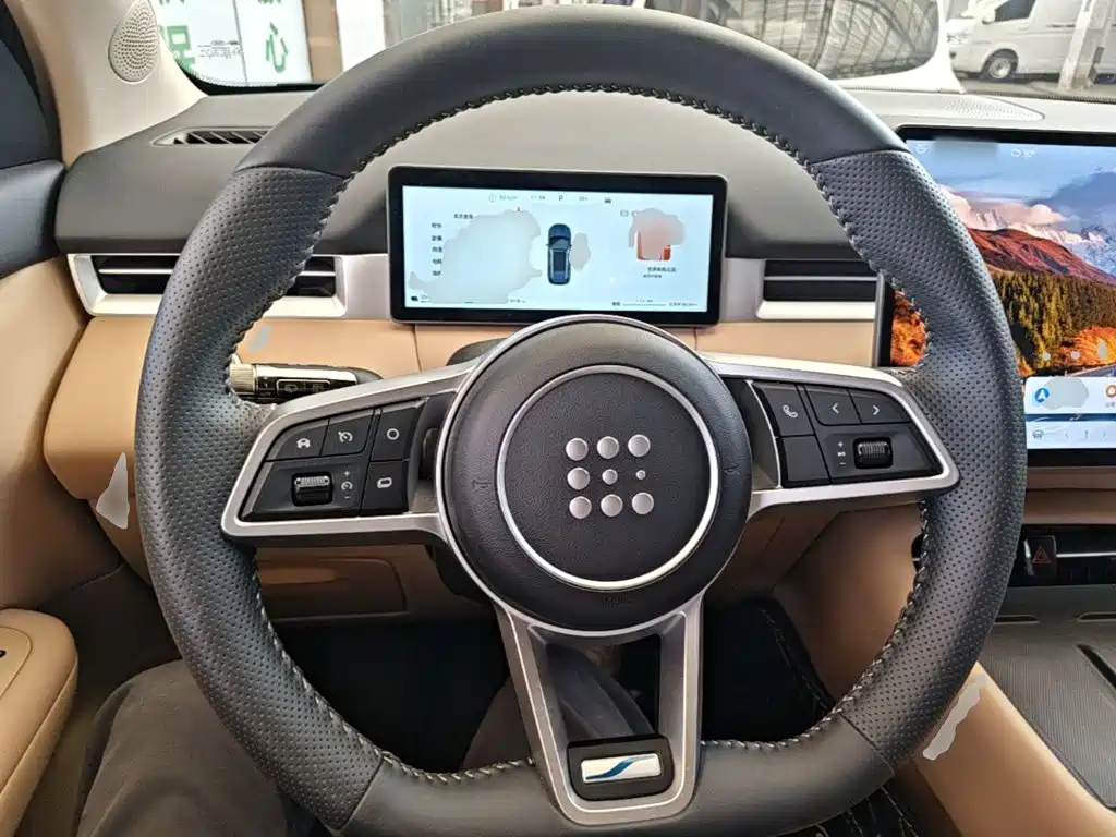 Landian E5 PLUS 2026 165km Long Range First Experience Edition (7-seater) — фото 11