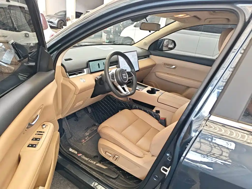 Landian E5 PLUS 2026 165km Long Range First Experience Edition (7-seater) — фото 15