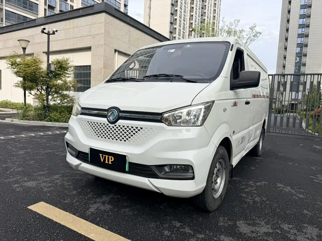 Dongfeng Yufeng EM26 2023 Standard Edition 41.472kWh Henan Lithium