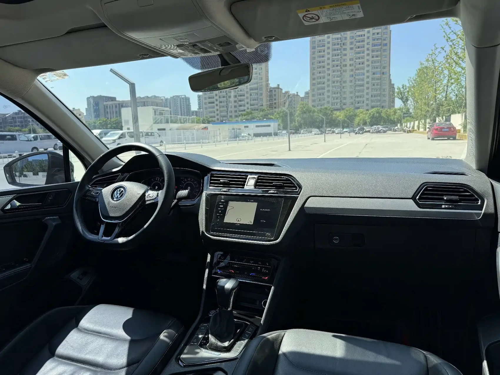 Volkswagen Tiguan L PHEV 2021 430PHEV Plug-in Hybrid Premium — фото 13